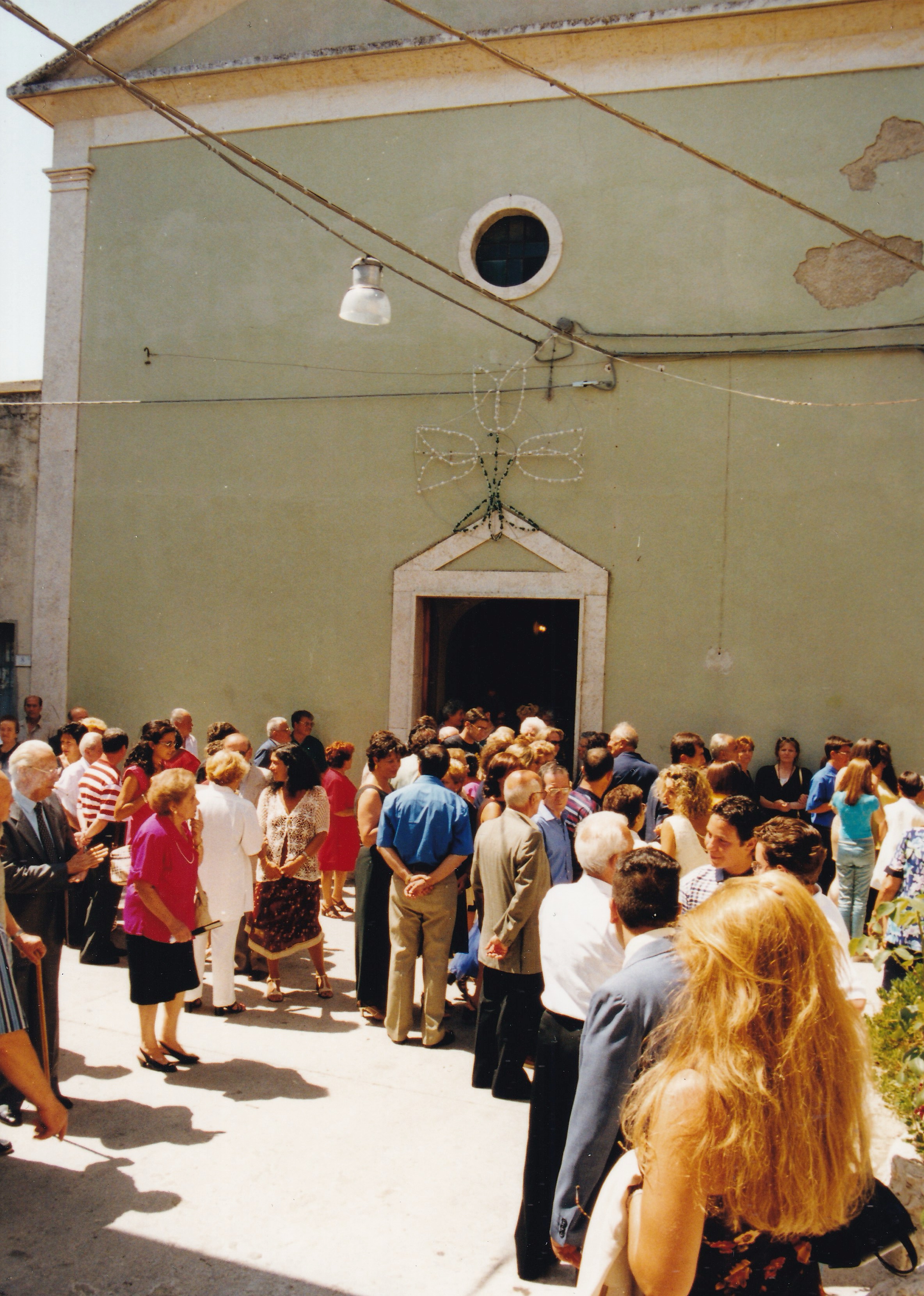 Crowd outside church